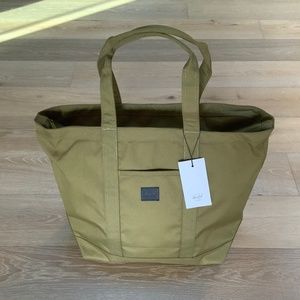 Herschel Bamfield Tote